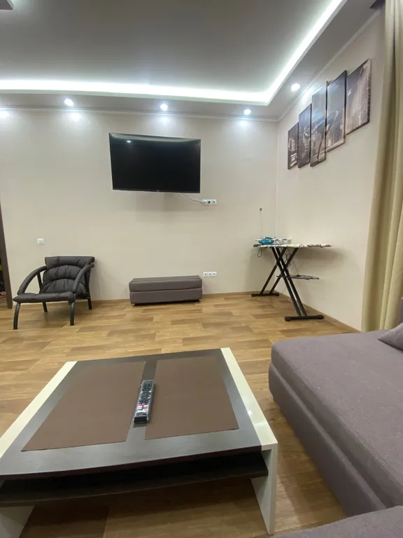 Квартира на набережной