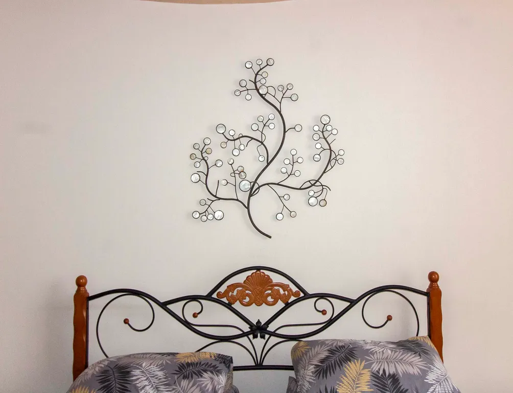 Красивая большая двухкомнатная квартира в микрорайоне Красный Камень