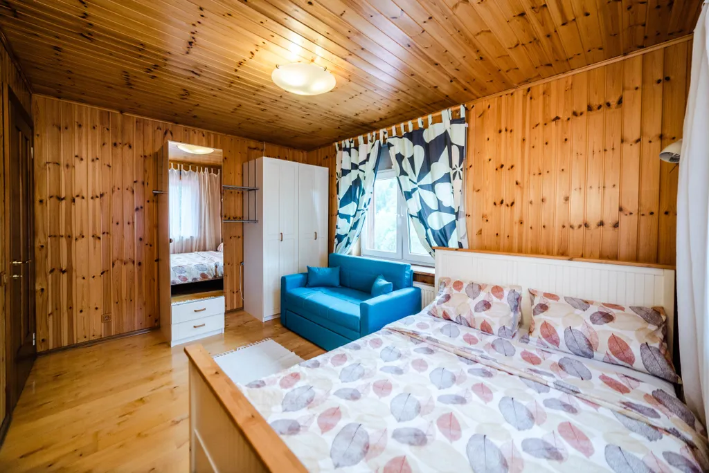 Дом в Красногорске с бассейном и сауной