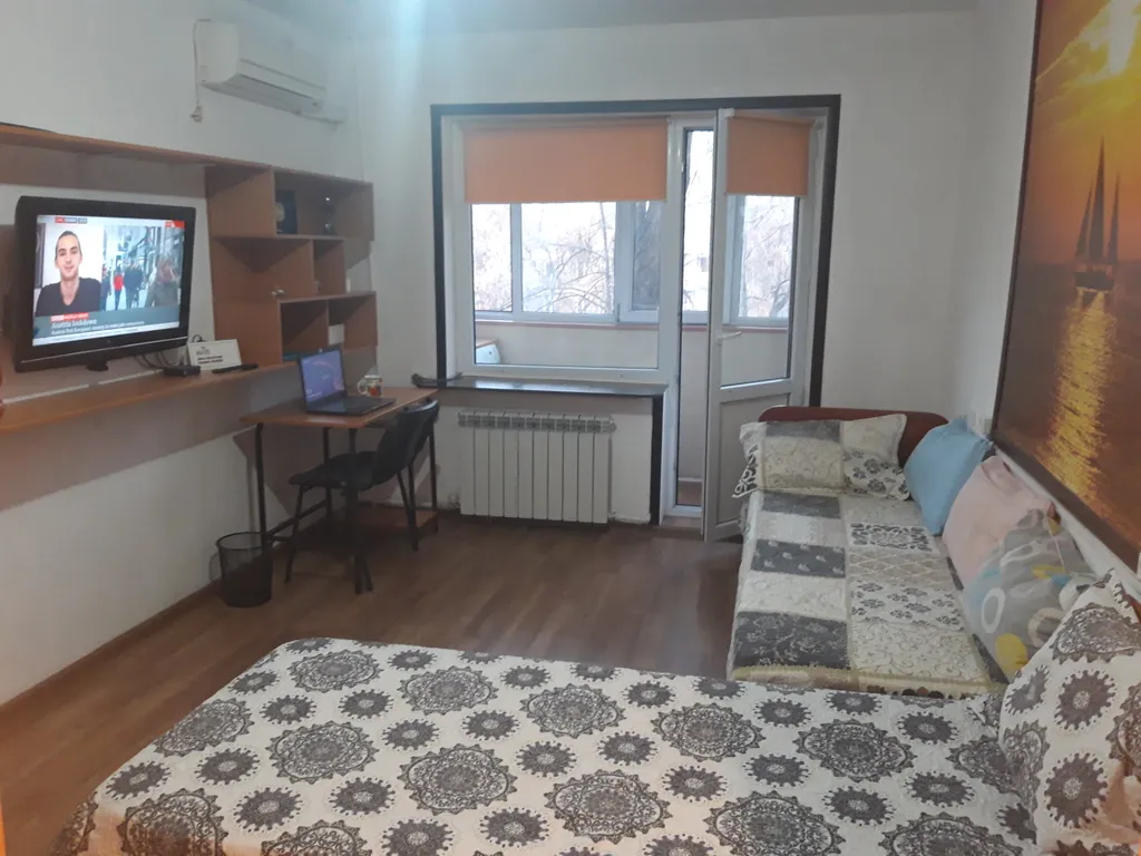 2-комнатная квартира возле набережной речки Есентай