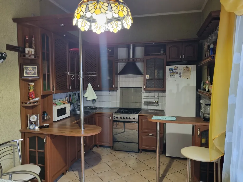 Коттедж 5-комнатный Дом — аренда посуточно в Ейск