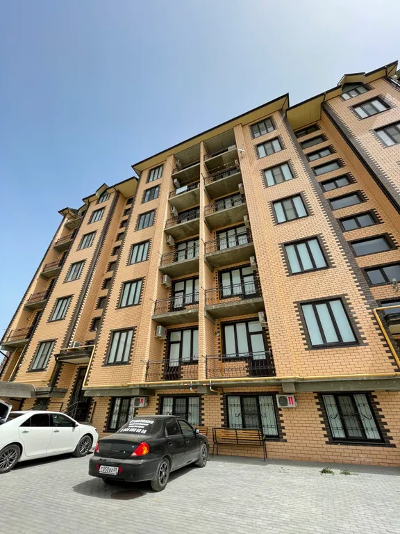 Евротрешка с видом на море, первая береговая, городской пляж