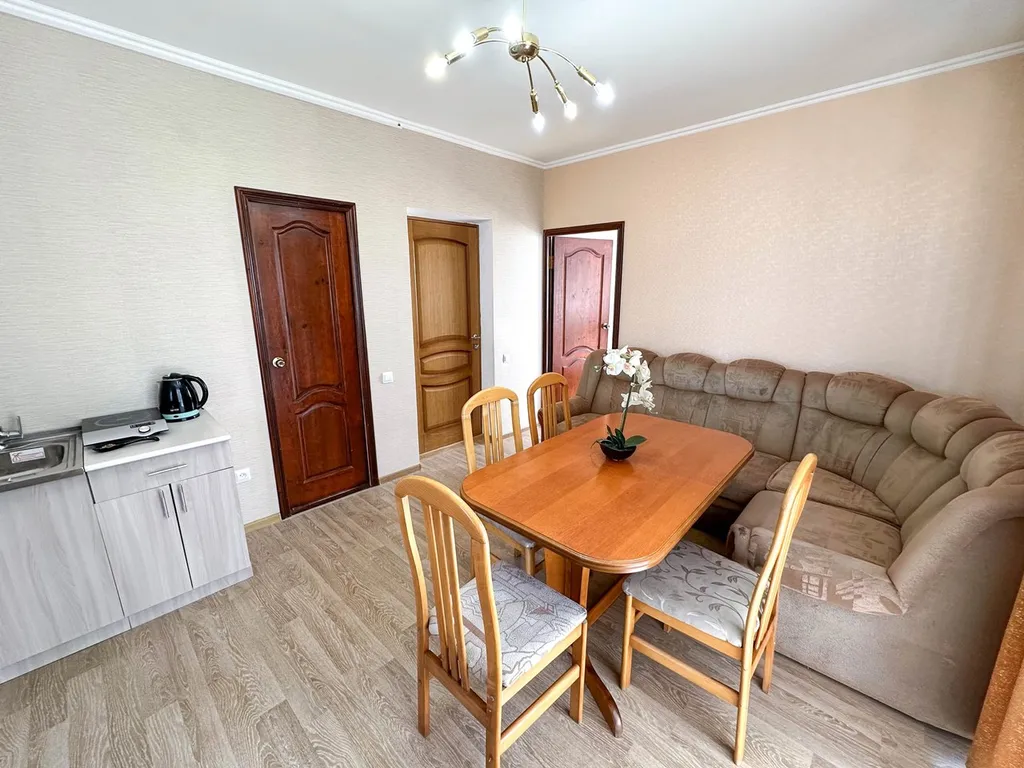 Квартира 3-комнатная Квартира — Адлер