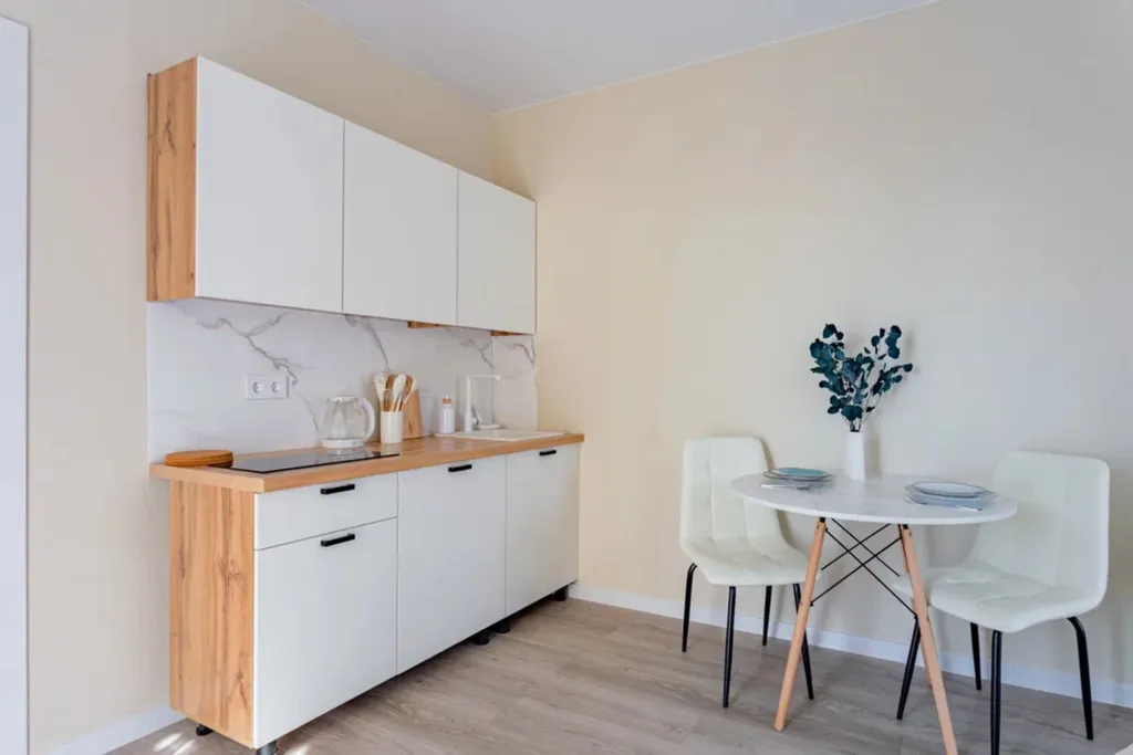 Светлая квартира - студия в ЖК Летний