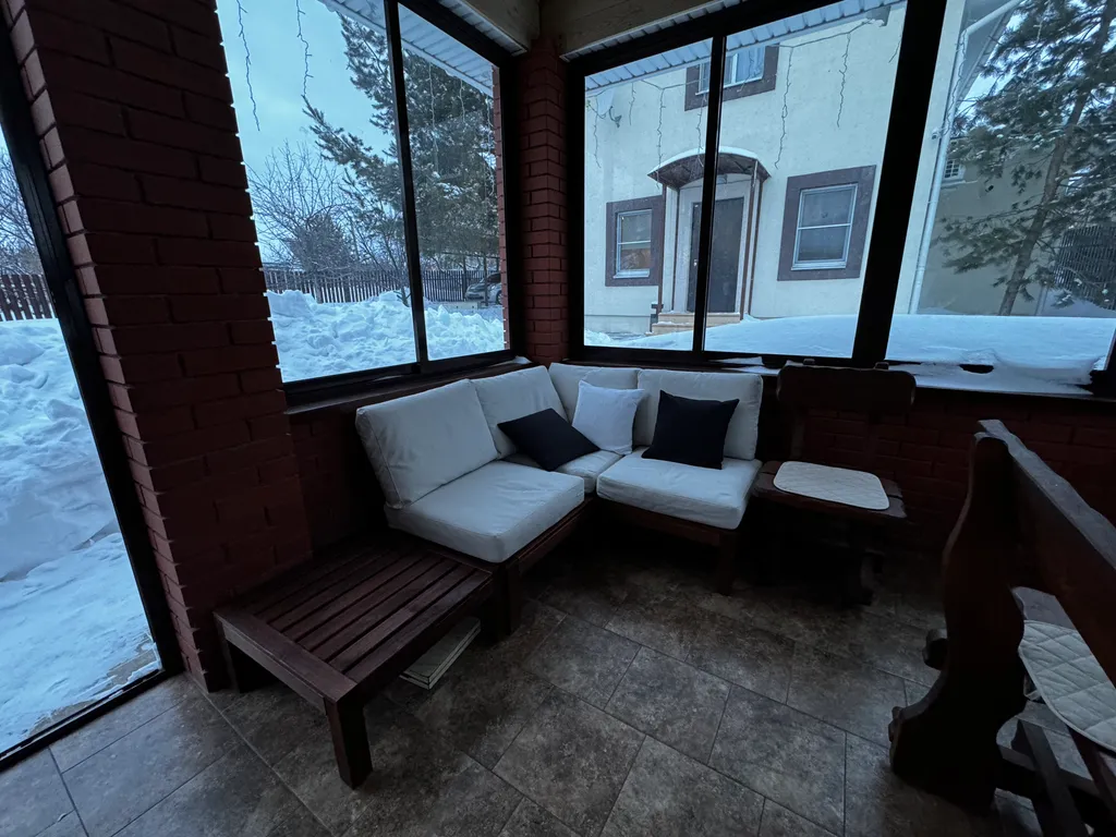 Уютный двухэтажный дом около реки Сок с пляжами