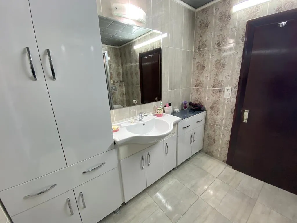 Мерсин Мезитли 3+1 дуплекс дом на берегу моря