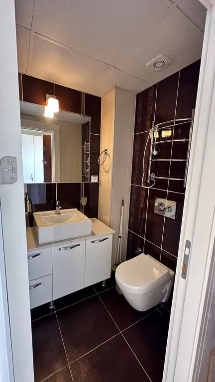 Квартира на Средиземном море с бассейном и горками