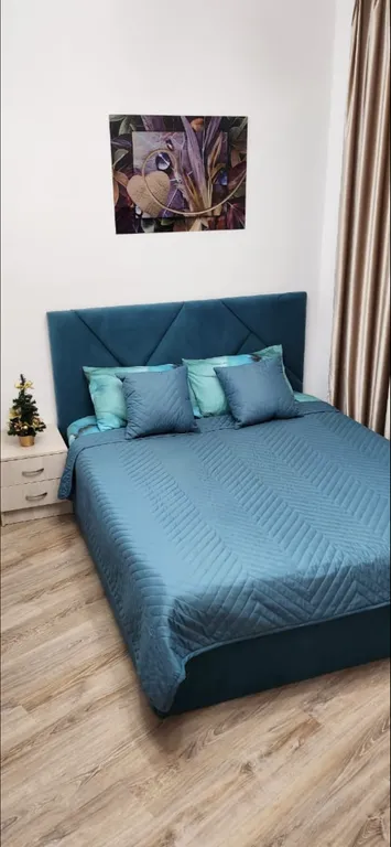 Квартира Стильная студия с балконом рядом с парком — аренда посуточно в Екатеринбург