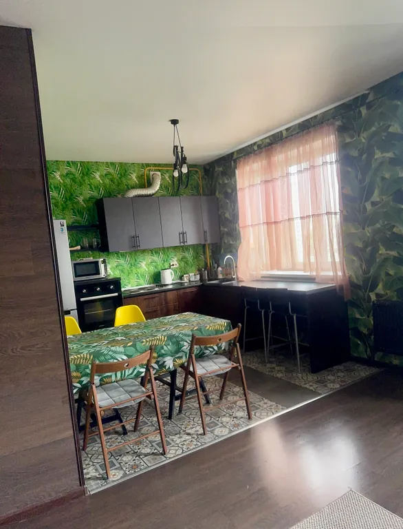 Уютная квартира в центре города! С красивым видом! С двумя санузла