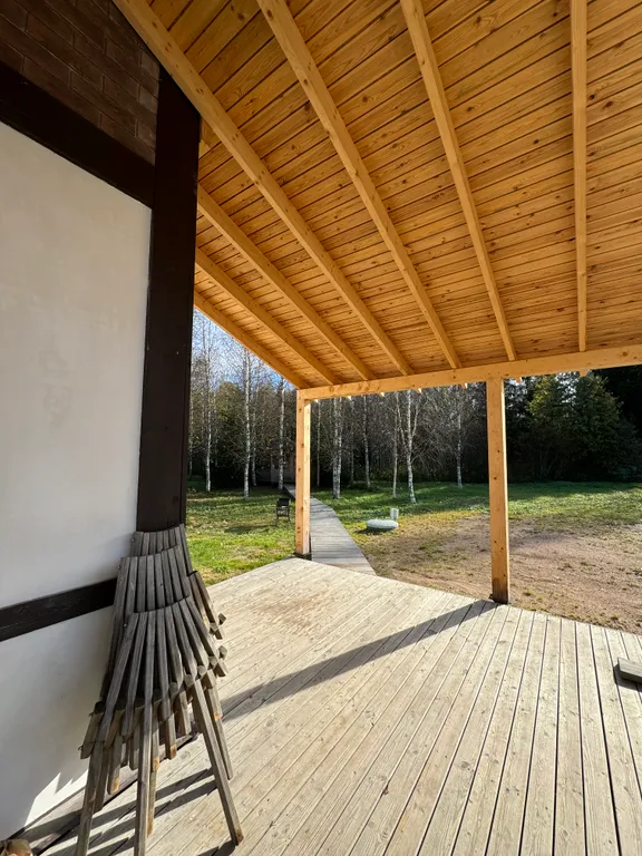 Дом у озера