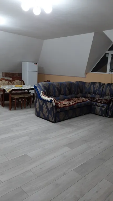 Дом по этажно, отдельным входом