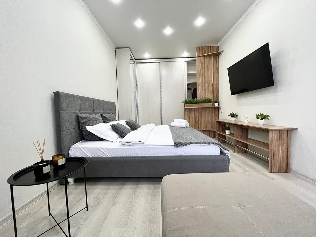 Квартира Апартаменты lux в новом жк Ирина — аренда посуточно в Павлодар