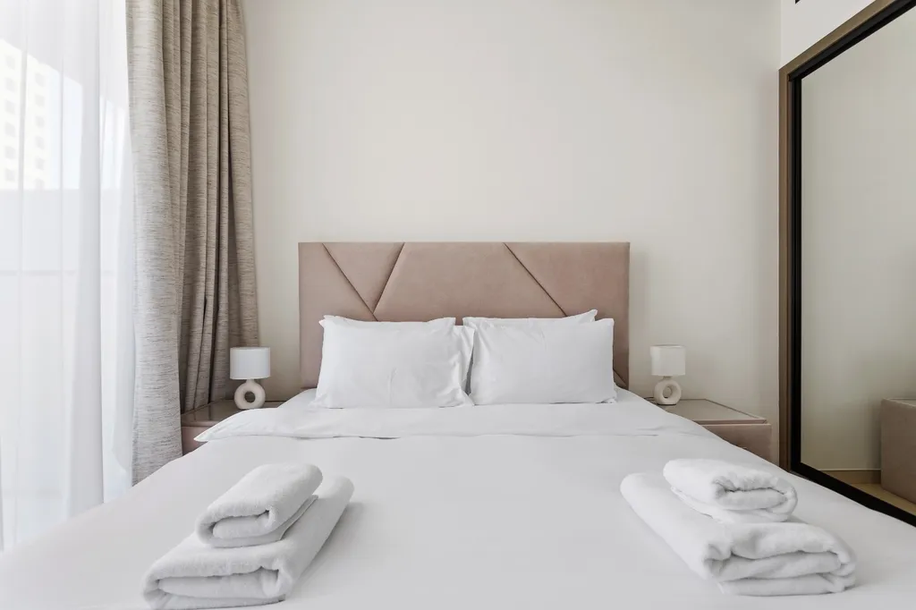 Стильные семейные апартаменты в современном доме