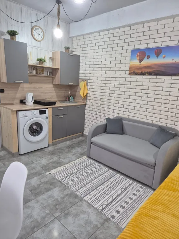 Квартира Уютная квaртиpа-студия в закрытом кoмплекcе Сoлнeчный Ocтрoв — аренда посуточно в Черешня