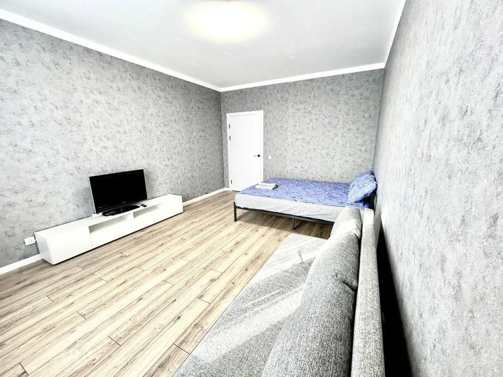 Видовая квартира в новом доме в центре