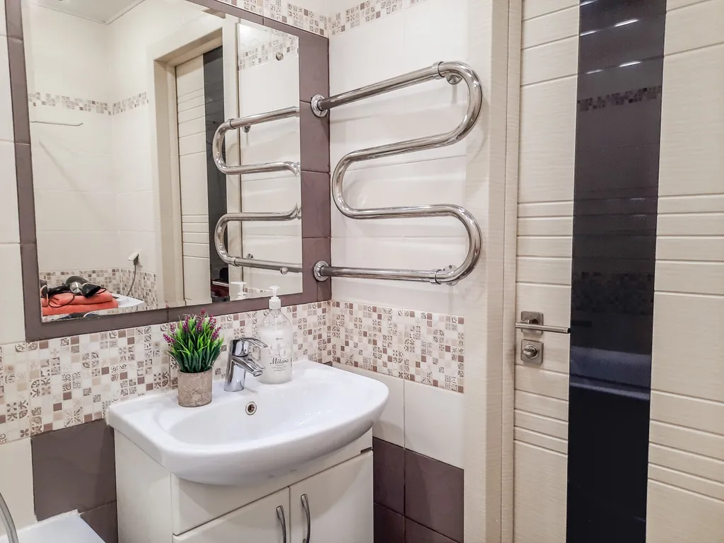 3-комнатная в центре города, рядом УИГА, Академия Речи, ГлазЦентр