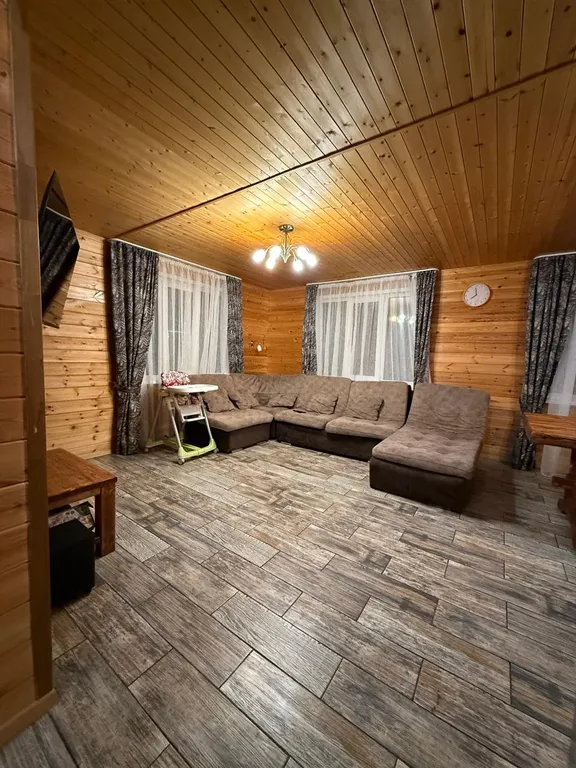 Уютный дом с видом на гору