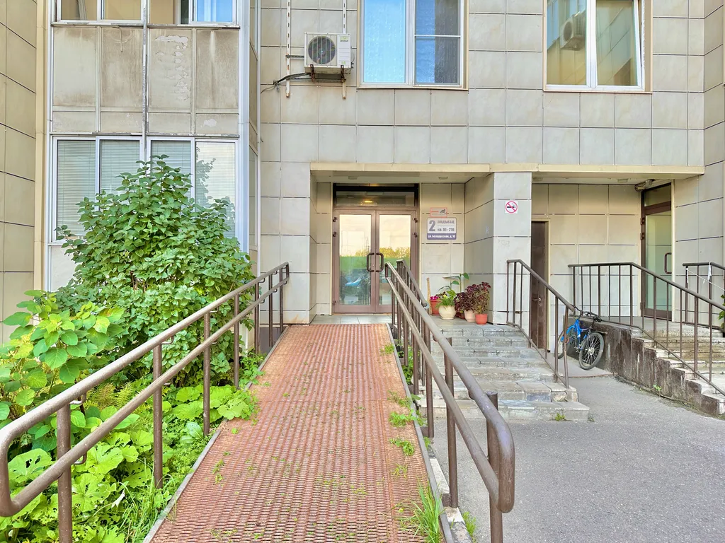 Евро 2-комнатная квартира с ярким интерьером