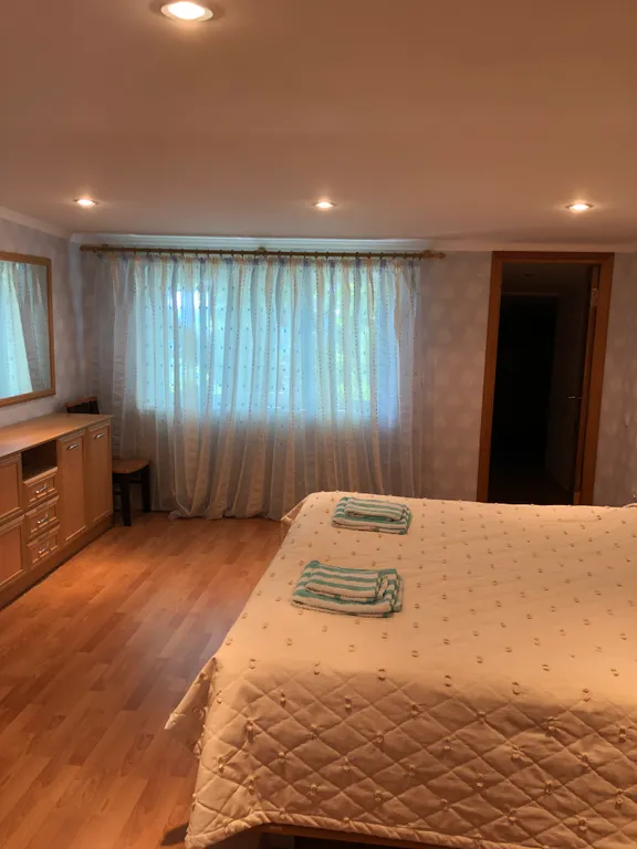 Дом на берегу моря в Ялте со своим двориком