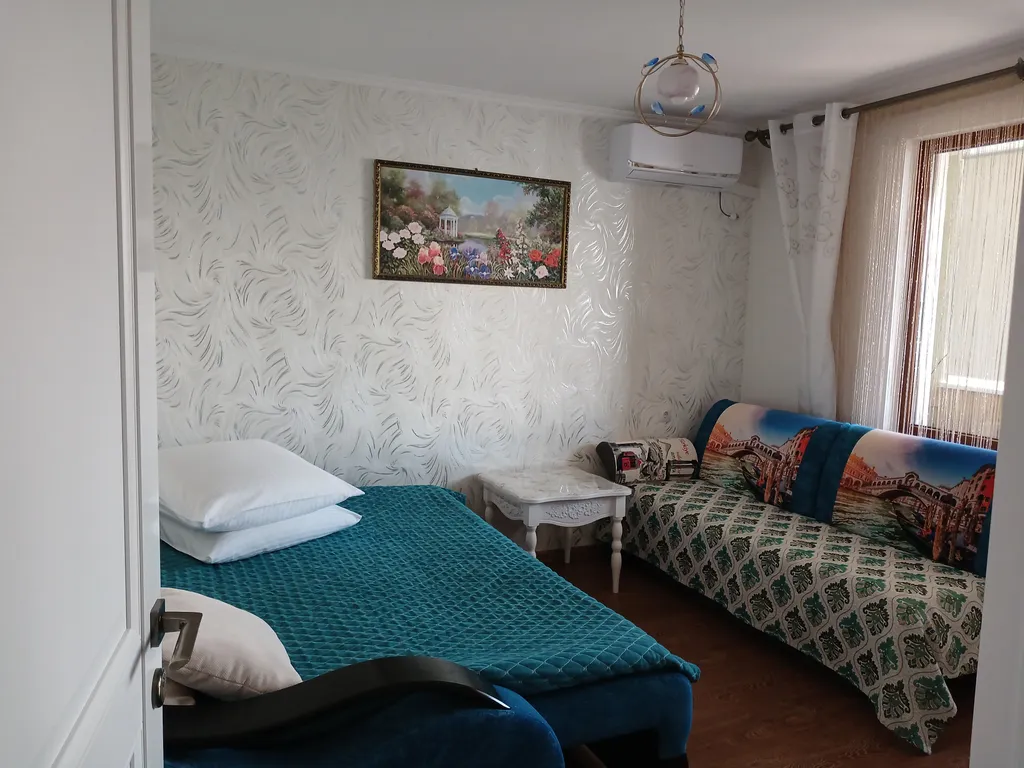 Уютная квартира с видами на море и вершины Ай-петри