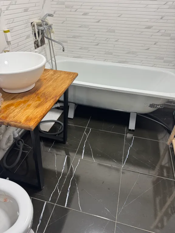 Дом с баней и бассейном