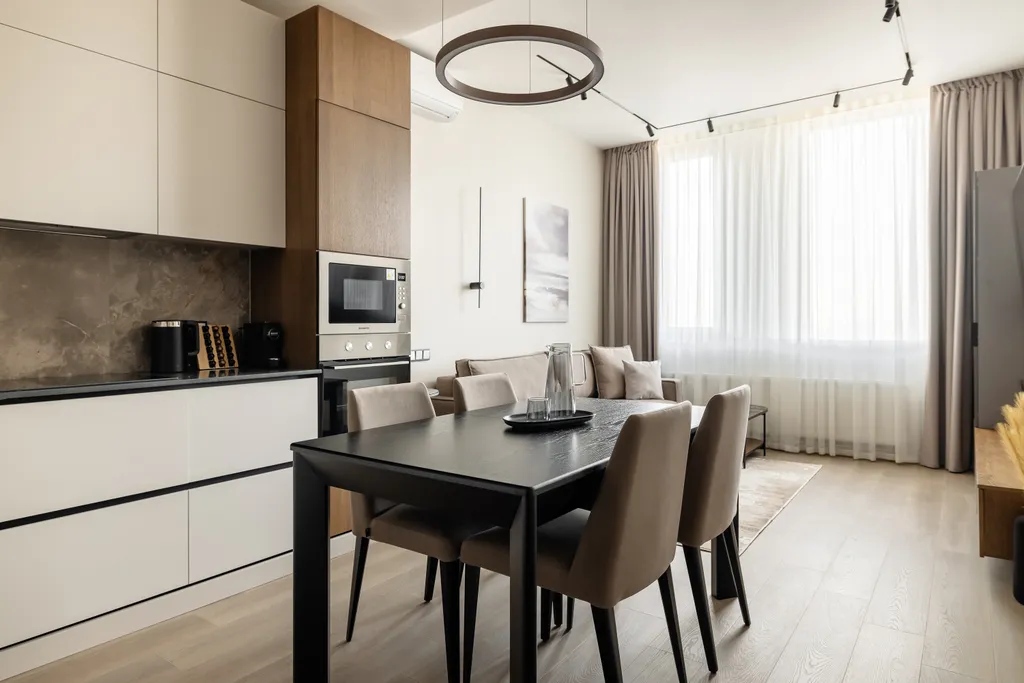 АПАРТАМЕНТЫ ТРЕХКОМНАТНЫЕ 'ФЭМИЛИ СИТИ ФЛЭТПОРТ', для 6 гостей