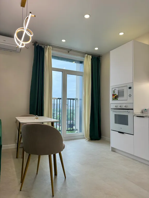 Квартира в самом центре города с дизайнерскими ремонтом