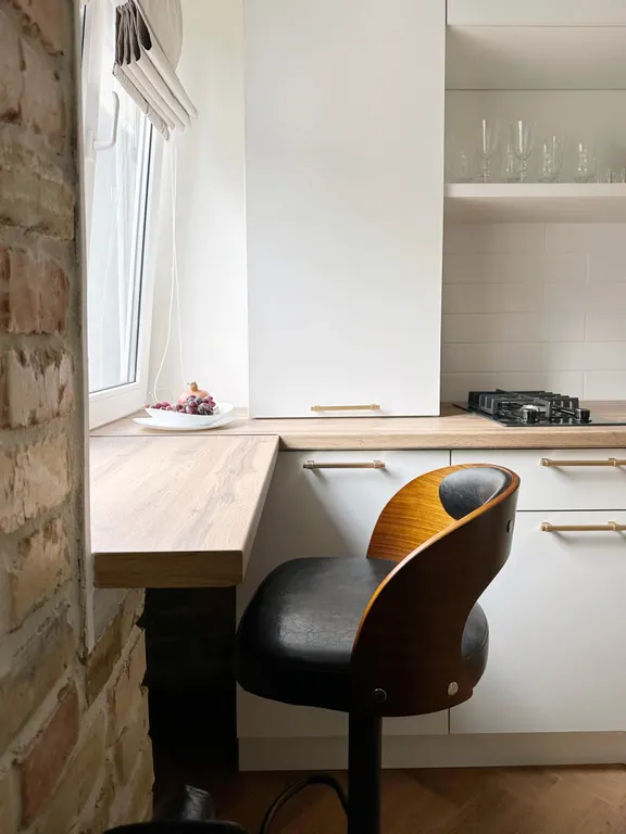 Уютная квартира в центре напротив Старого  и Нового  замков