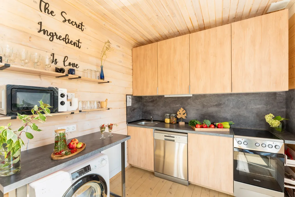 Деревянный Дом с бассейном и сауной в Москве