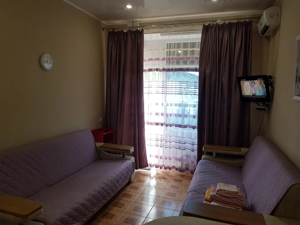 1-комнатная Квартира — аренда посуточно в Семидворье