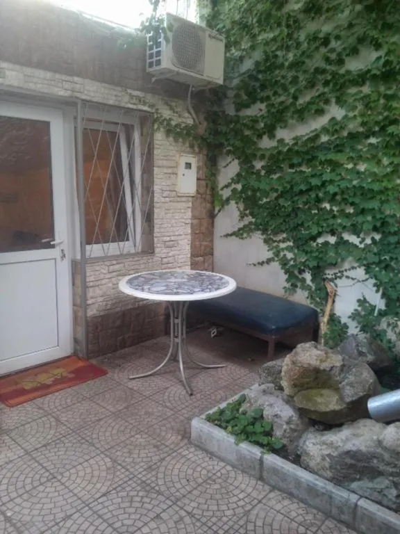 Квартира 1-комнатная Квартира — Алушта