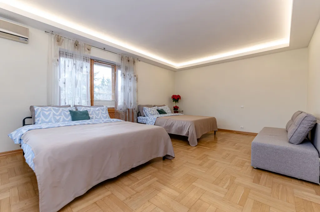 Отличный дом с бассейном и сауной