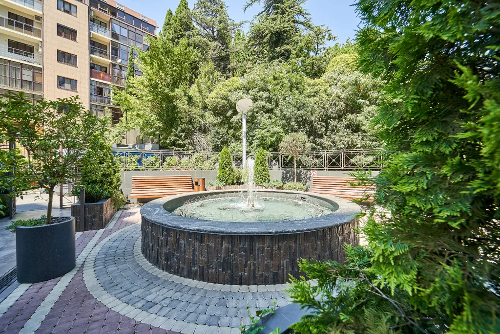 Апартаменты с бассейном в центре Сочи