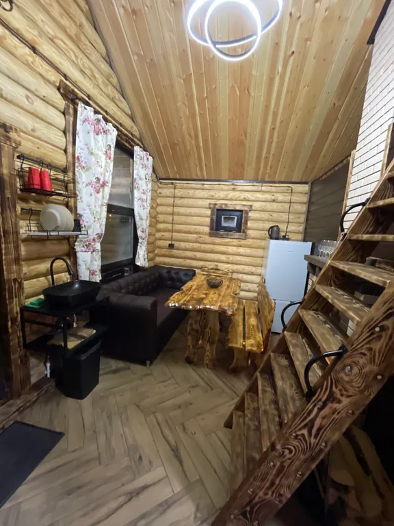 Дом-баня с бассейном и купелью