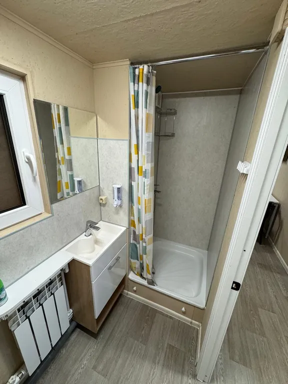 Домик на берегу Волги