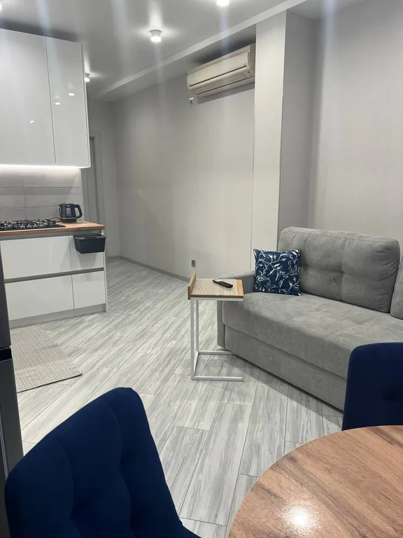 Солнечная и просторная квартира евро-двушка в центре Ялты