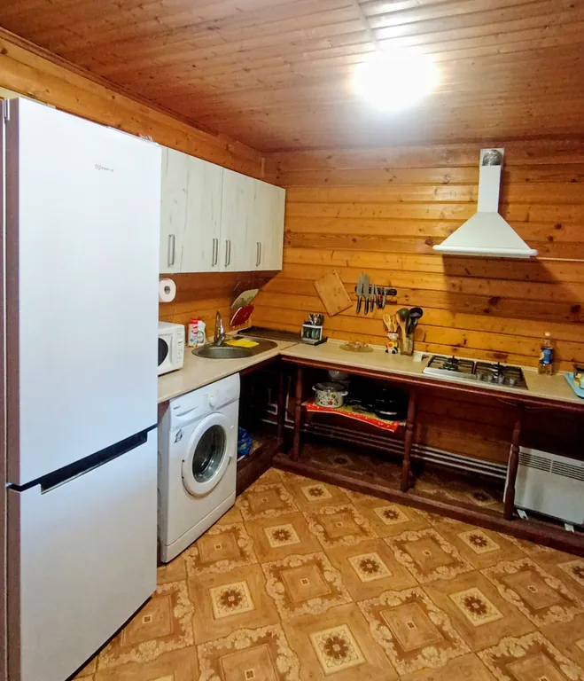 Коттедж Уютный дом в черте города с мангалом и огромной парковкой! — Краснодар