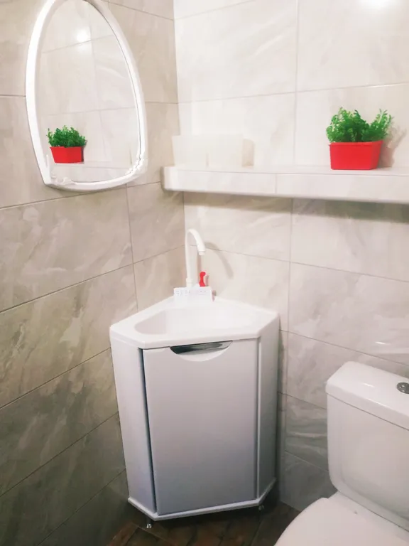 Двухкомнатный дом со своим двориком