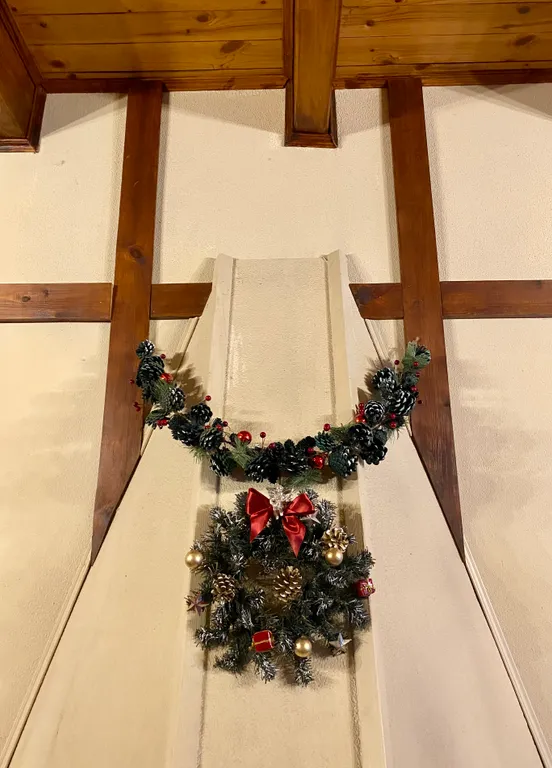 Тёплый коттедж в лесу