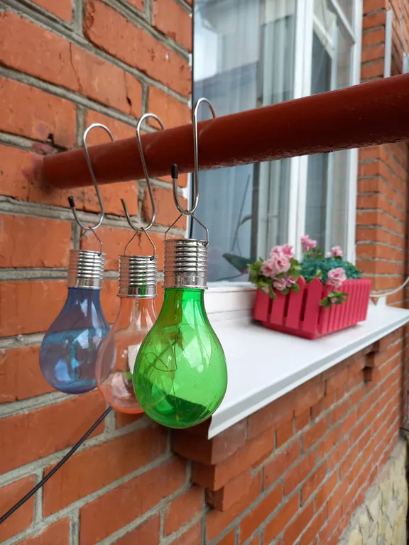 Светлая, чиста квартира в центре Владикавказа. Парковки во дворе  нет.