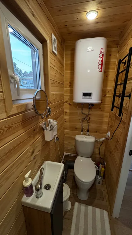 Лесной сканди домик