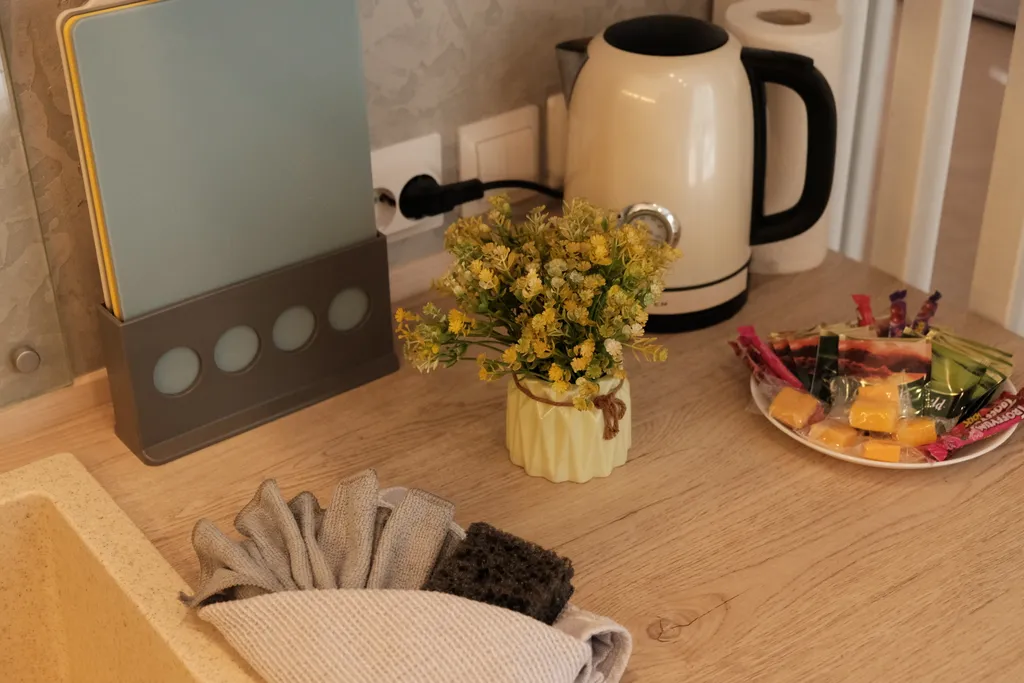 Большой уютный дом с видом на лес