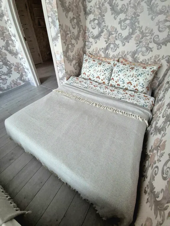 Квартира Квартира у ТРЦ Кристалл — Тюмень
