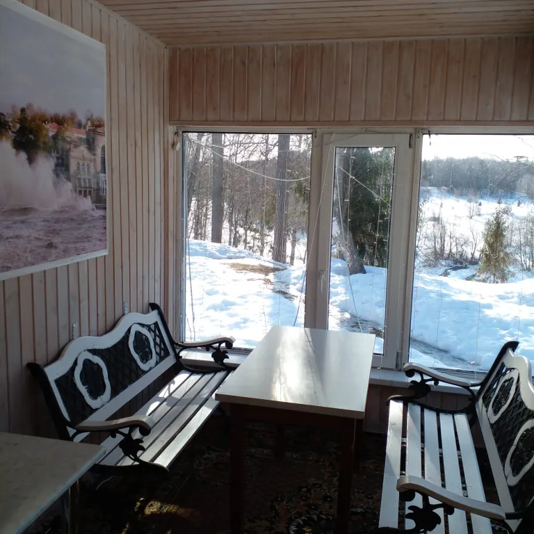 Коттедж Уютный коттедж на берегу реки — Волхов