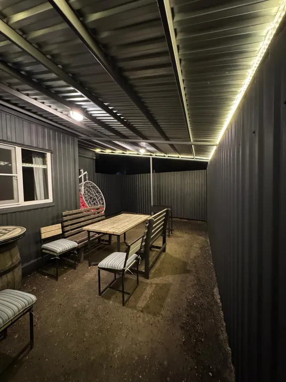 Домик на берегу Волги в Твери