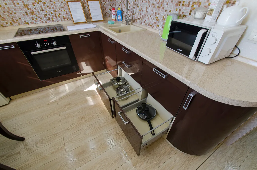 Просторная 1-комнатная с кондиционером возле Ленты