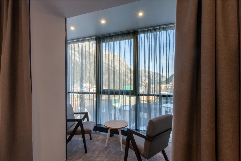 Стандарт с видом на горы