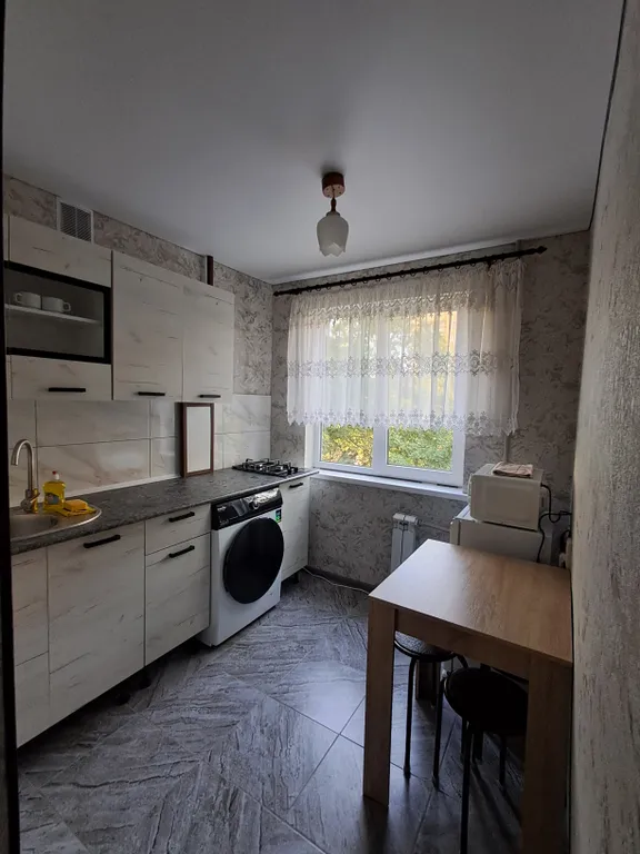 Квартира после капремонта, с водой