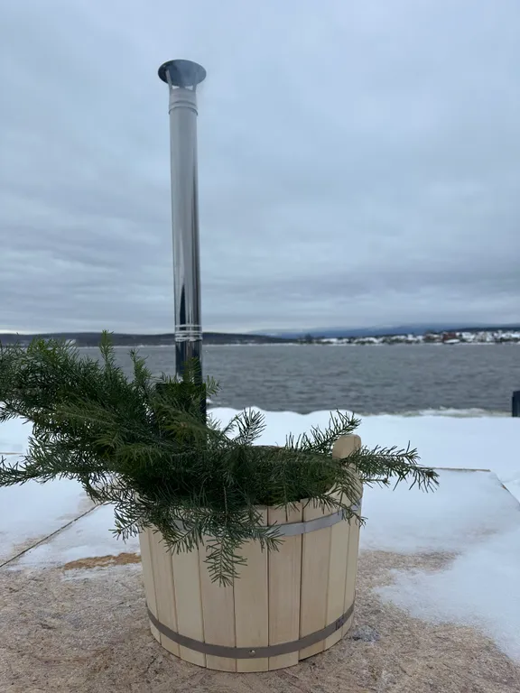 Коттедж "Грей Вилла"  на берегу водоема с потрясающими видами