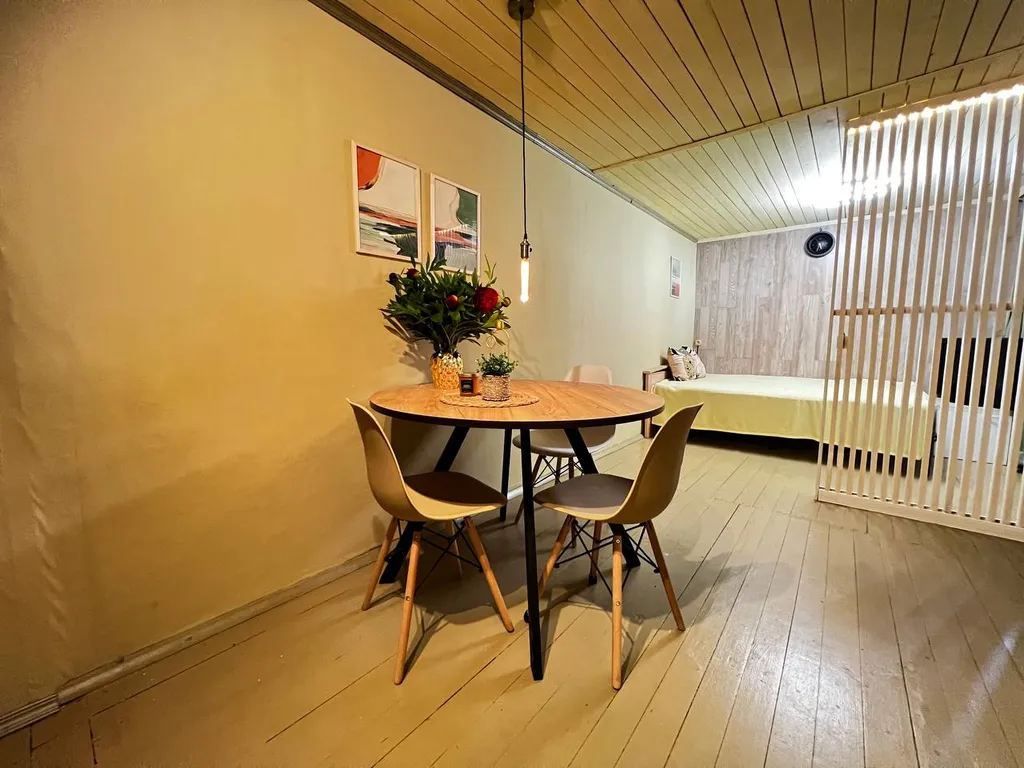 Коттедж Уютный летний домик с мансардой и террасой — Приморск